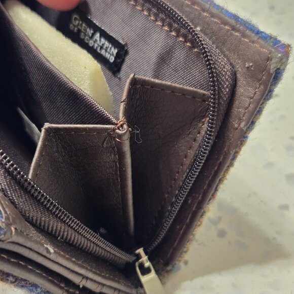 Pre-loved Small Harris Tweed Wallet - Picture 15 of 15